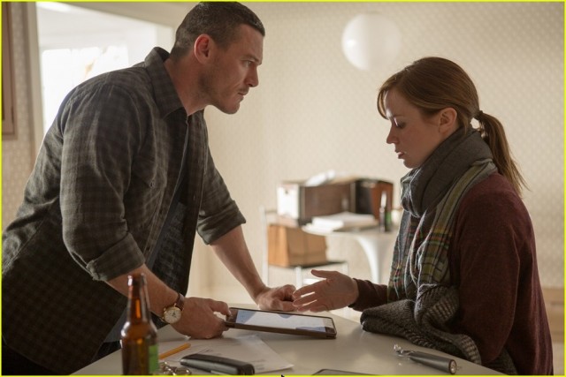 Trendeki Kız fotoğrafı