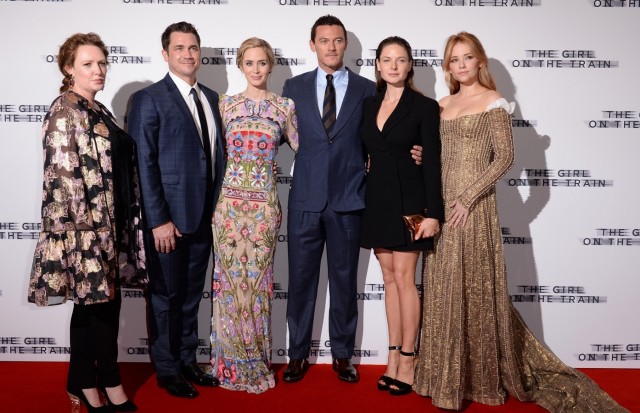 Trendeki Kız fotoğrafı