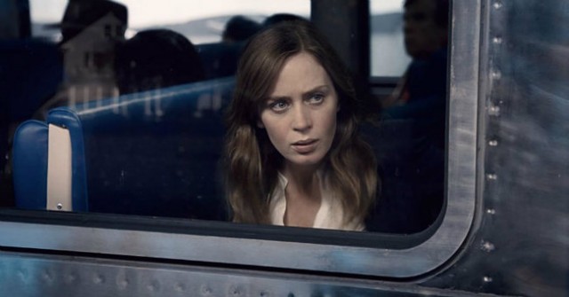 Trendeki Kız Fotoğrafı