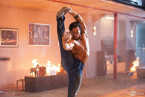 Baaghi: Asi ve Aşık Fotoğrafı