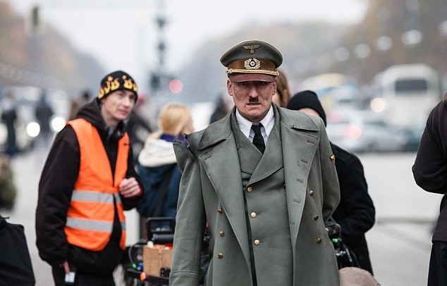 Look Who's Back Fotoğrafı