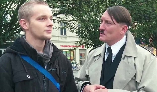 Look Who's Back Fotoğrafı