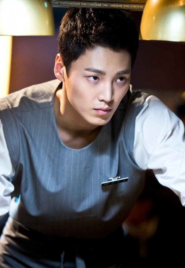 Please Come Back, Mister Fotoğrafı