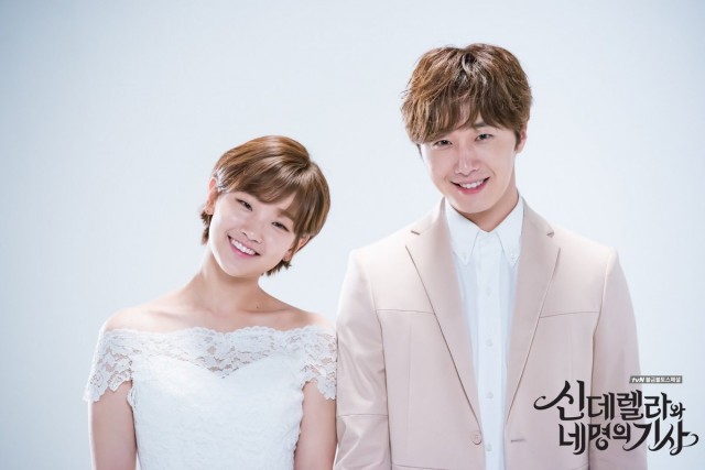 Cinderella and Four Knights Fotoğrafı