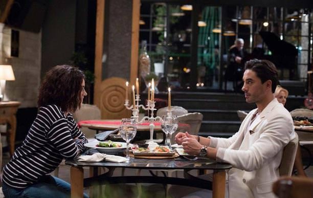 Seviyor Sevmiyor fotoğrafı