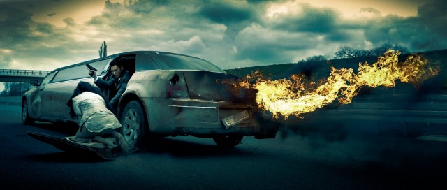 Out Of Control Fotoğrafı