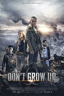 Sakın Büyüme (2015) afişi