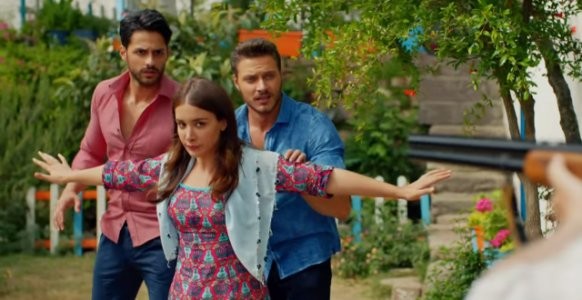 Hayat Sevince Güzel fotoğrafı