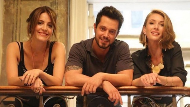 Dönerse Senindir fotoğrafı