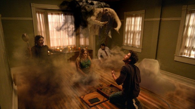 Midnight Texas Sezon 1 fotoğrafı