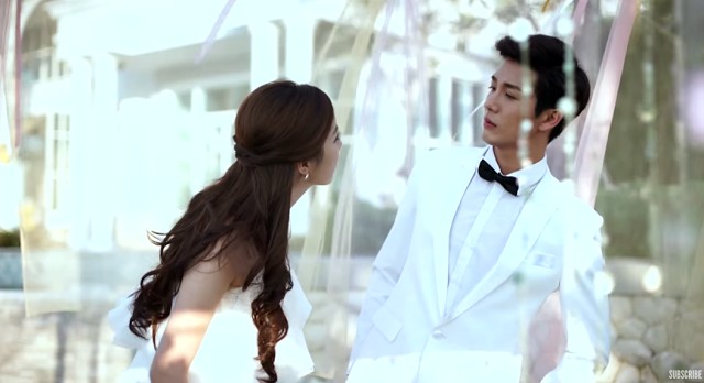 Ugly Duckling Series Fotoğrafı