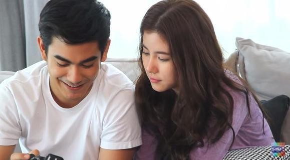 Ugly Duckling Series Fotoğrafı