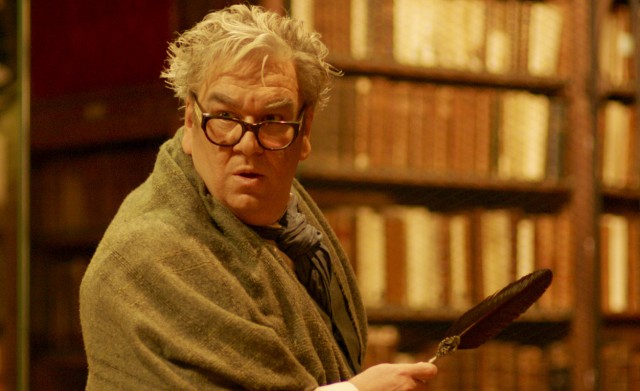 İsra ve Sihirli Kitap Fotoğrafı