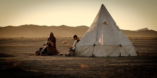 Barbarları Beklerken fotoğrafı
