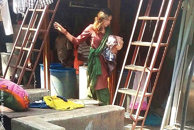 Kashmir Afloat fotoğrafı