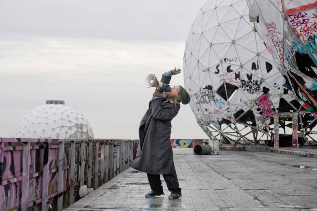 Manifesto Fotoğrafı