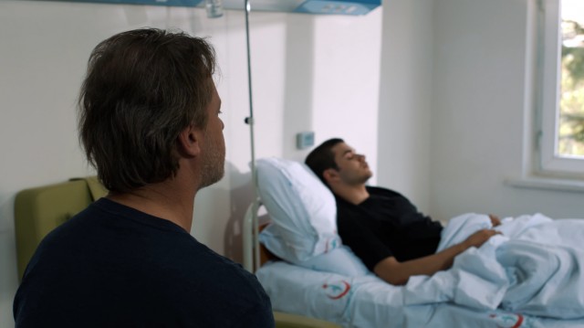 Umudun Kıyısında fotoğrafı