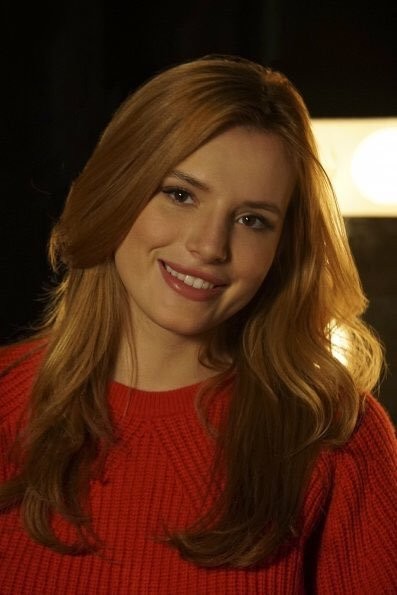 Famous in Love Fotoğrafı