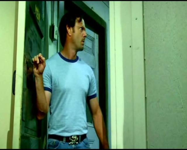 13 Hours In A Warehouse Fotoğrafı