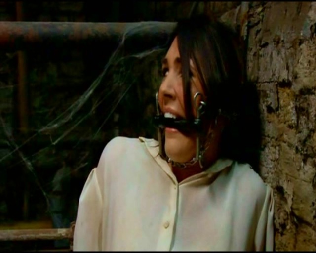 13 Hours In A Warehouse Fotoğrafı