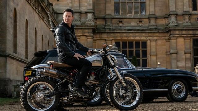 Infinite Fotoğrafı