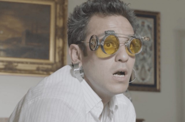 Görünen Adam fotoğrafı