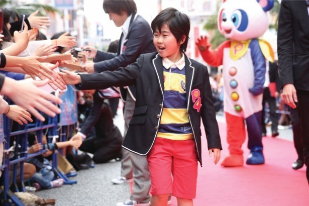 Pirameki Koyaku Koi Monogatari Koyaku ni Akogareru Subete no Oyako no Tameni Fotoğrafı