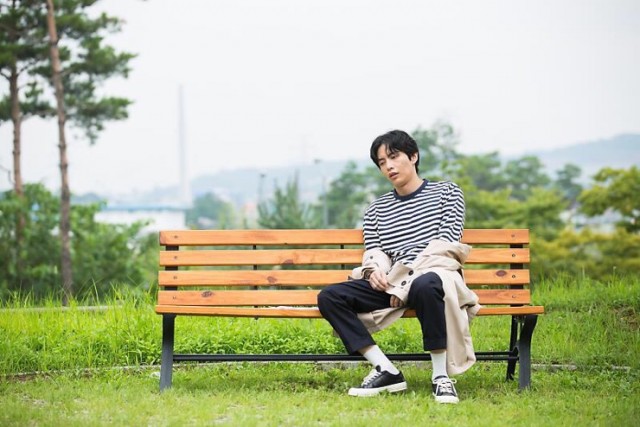 Because This Is My First Life Fotoğrafı