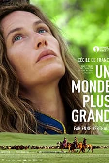 Un monde plus grand (2019) afişi