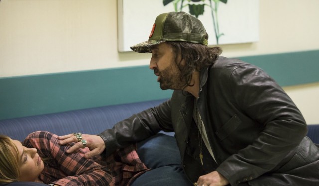 Between Worlds Fotoğrafı