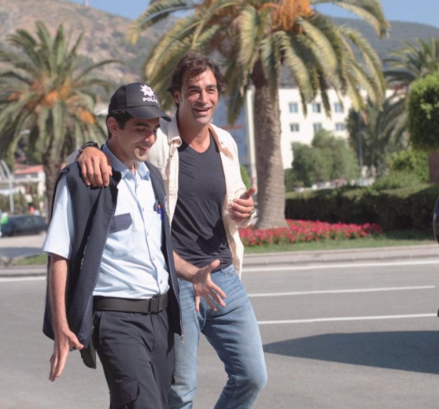 İki İyi Çocuk fotoğrafı