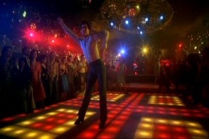 Cumartesi Gecesi Ateşi Fotoğrafı