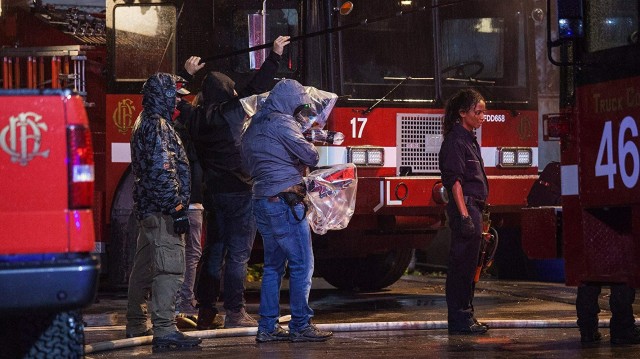 Alev Kapanı 2 fotoğrafı