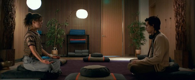 Five Feet Apart Fotoğrafı