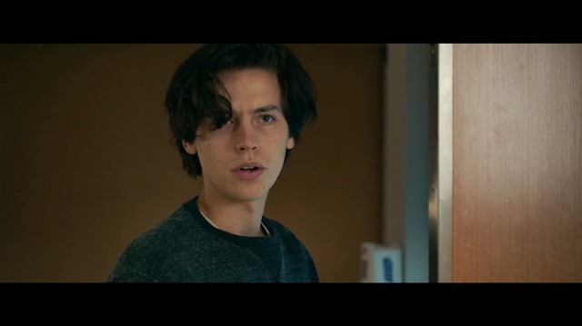 Five Feet Apart Fotoğrafı