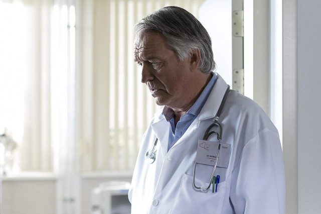 First Kiss Fotoğrafı