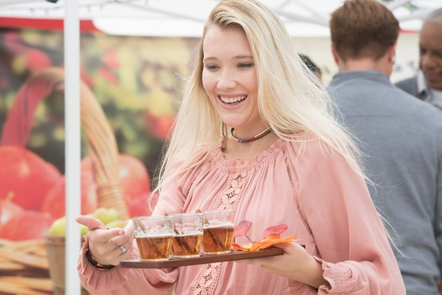 Love, of Course fotoğrafı