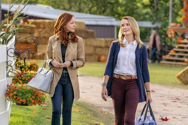 Under the Autumn Moon Fotoğrafı