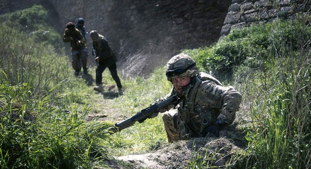 Heroes and Cowards fotoğrafı