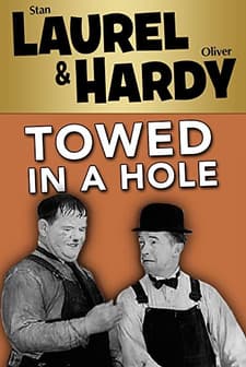 Towed in a Hole (1932) afişi