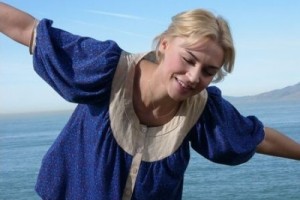 Around June fotoğrafı