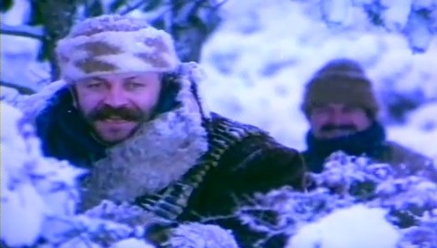 Deli Deli Küpeli fotoğrafı