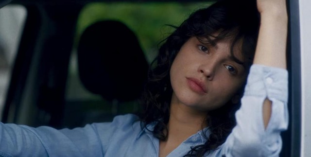 I Care a Lot Fotoğrafı