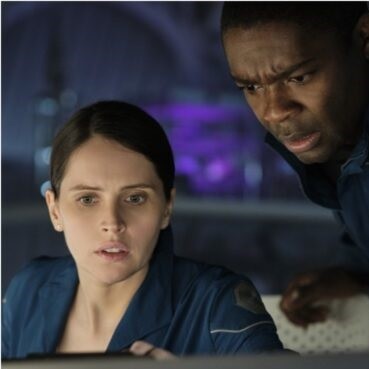 The Midnight Sky Fotoğrafı