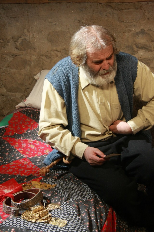 Deli Deli Olma Fotoğrafı