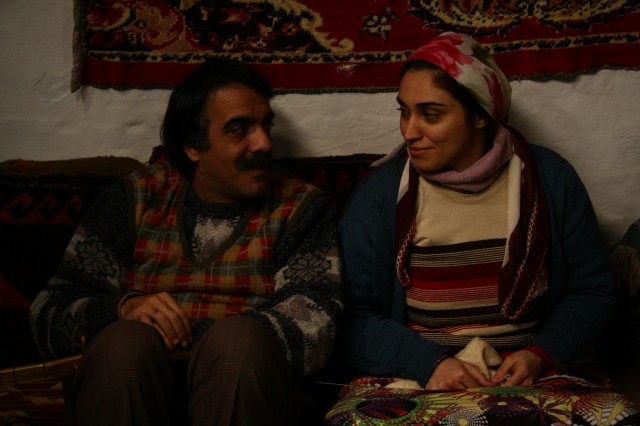 Deli Deli Olma Fotoğrafı