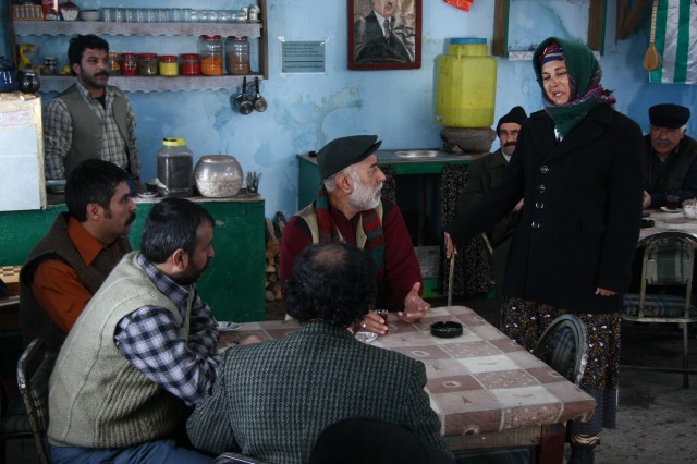 Deli Deli Olma Fotoğrafı