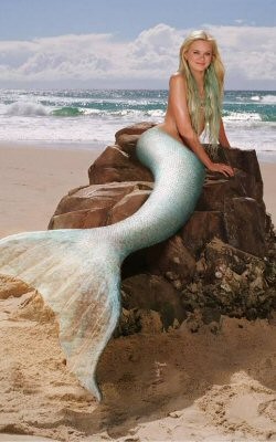 Denizden Gelen Kız Fotoğrafı