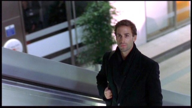 Ölümün Kollarında Fotoğrafı