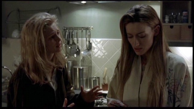 Ölümün Kollarında Fotoğrafı